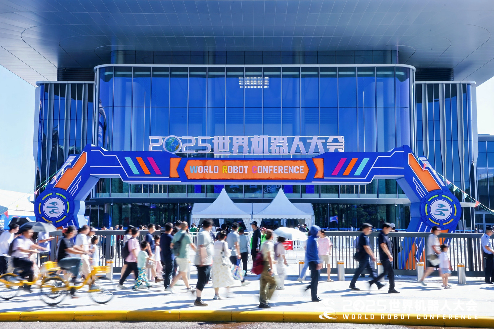 高光收官·精彩续航｜从世界机器人大会出发，伟景加速推进具身智能产业发展