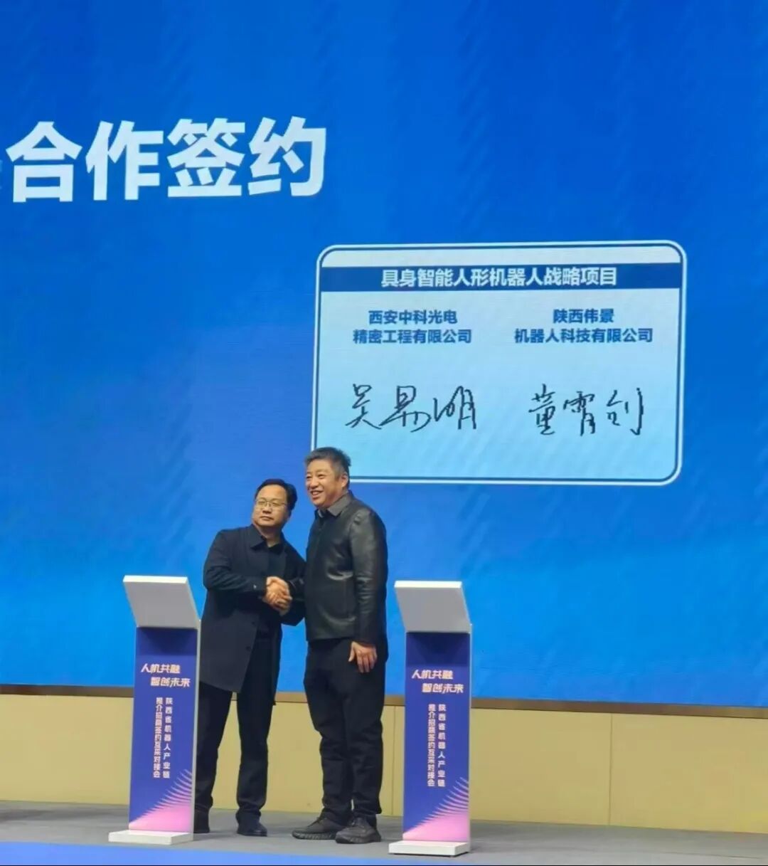 1762394429332867.jpg 640.jpg